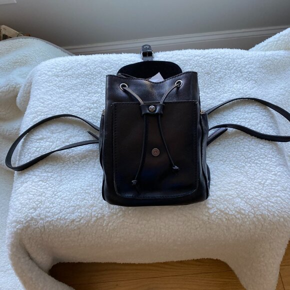 ♣️Patricia Nash Black Aberdeen Italian Leather Backpack